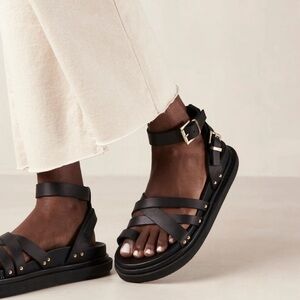 Alohas Buckle Up Black Sandals in black 11 women’s